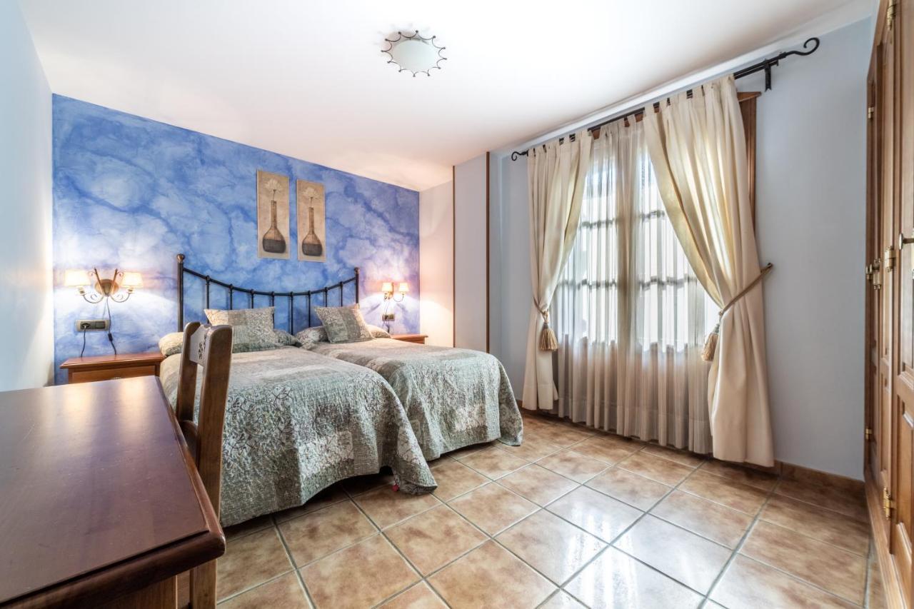 Apartamentos Casa Rivera อาอินซา ภายนอก รูปภาพ